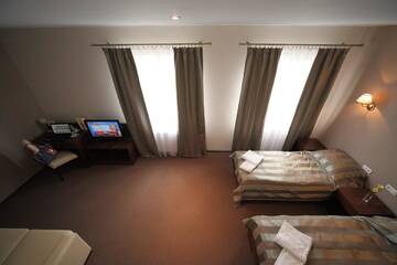 Фото номера Трехместный номер Отель Hotel Stara Fabryka г. Małogoszcz 4