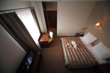 Фото номера Двухместный номер с 1 кроватью Отель Hotel Stara Fabryka г. Małogoszcz 10