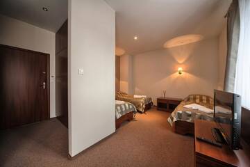 Фото номера Четырехместный номер Отель Hotel Stara Fabryka г. Małogoszcz 4